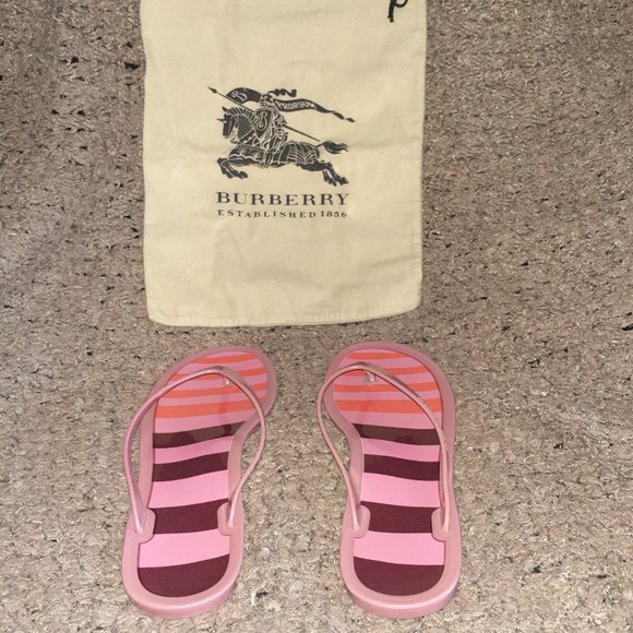 BURBERRY-Lavender/Pink/Red/Purple Jelly Thong Flip Flop Flats-Sz 37-Very Good - Picture 1 of 10